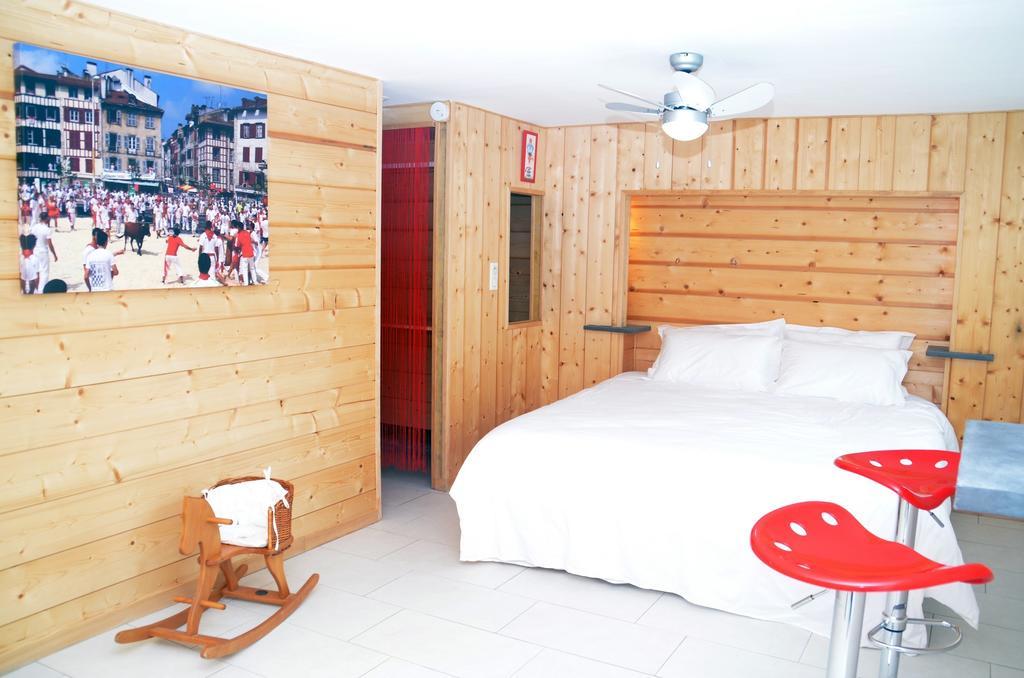 Maison D'Hotes Miradour Тарнос Стая снимка